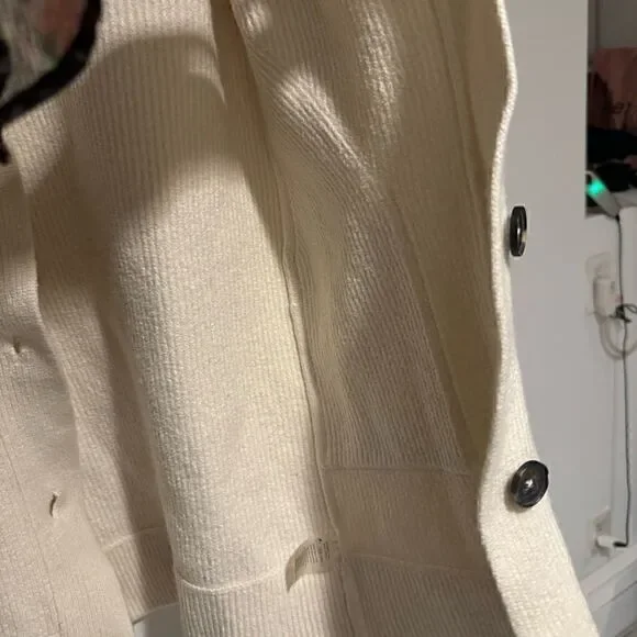 Everlane Cream Button Up Cardigan 100% Wool Sweater Size XS Womens - Picture 4 of 8